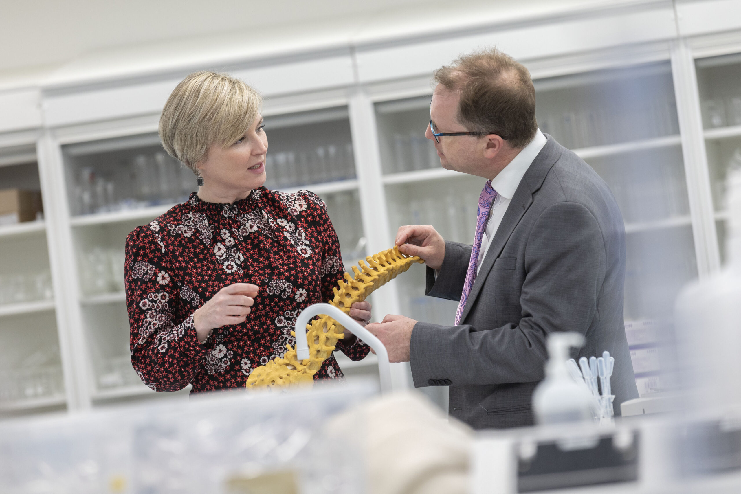 3 AMBER Researchers receive funding through Frontiers for the Future ...